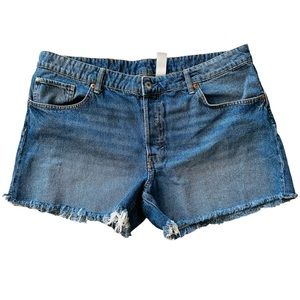 EUC Daisy Dukes denim shorts like new Women’s 14